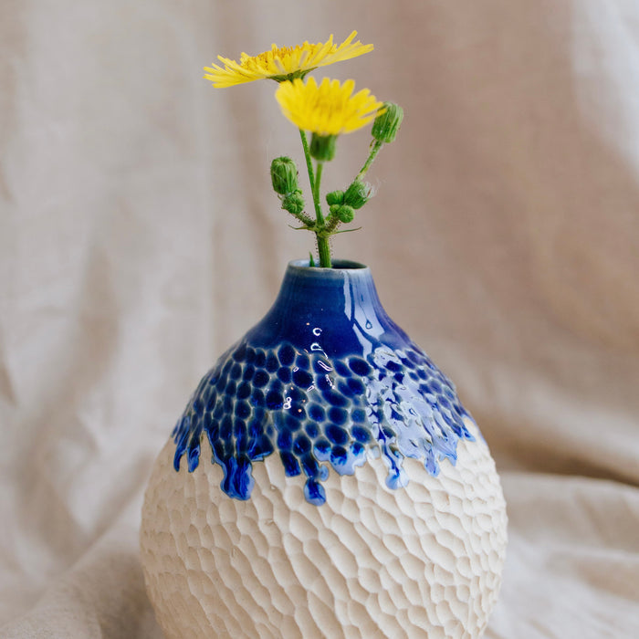 Unikatna keramička vaza, handmade proizvod iz Hrvatske, inspirirana Mediteranom i morskim pejzažima.