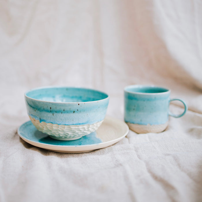 Unikatna keramička zdjela, handmade u Hrvatskoj, inspirirana Mediteranom i morskim pejzažima.